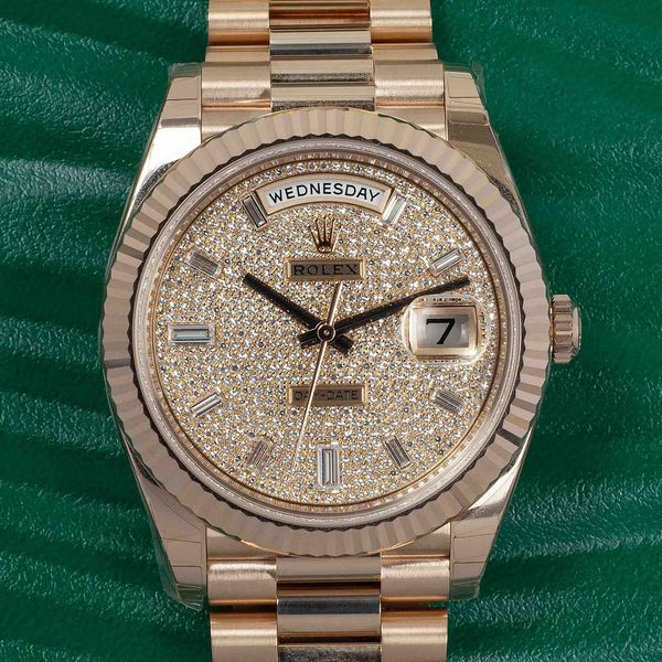 Rolex Day-Date 40 228235